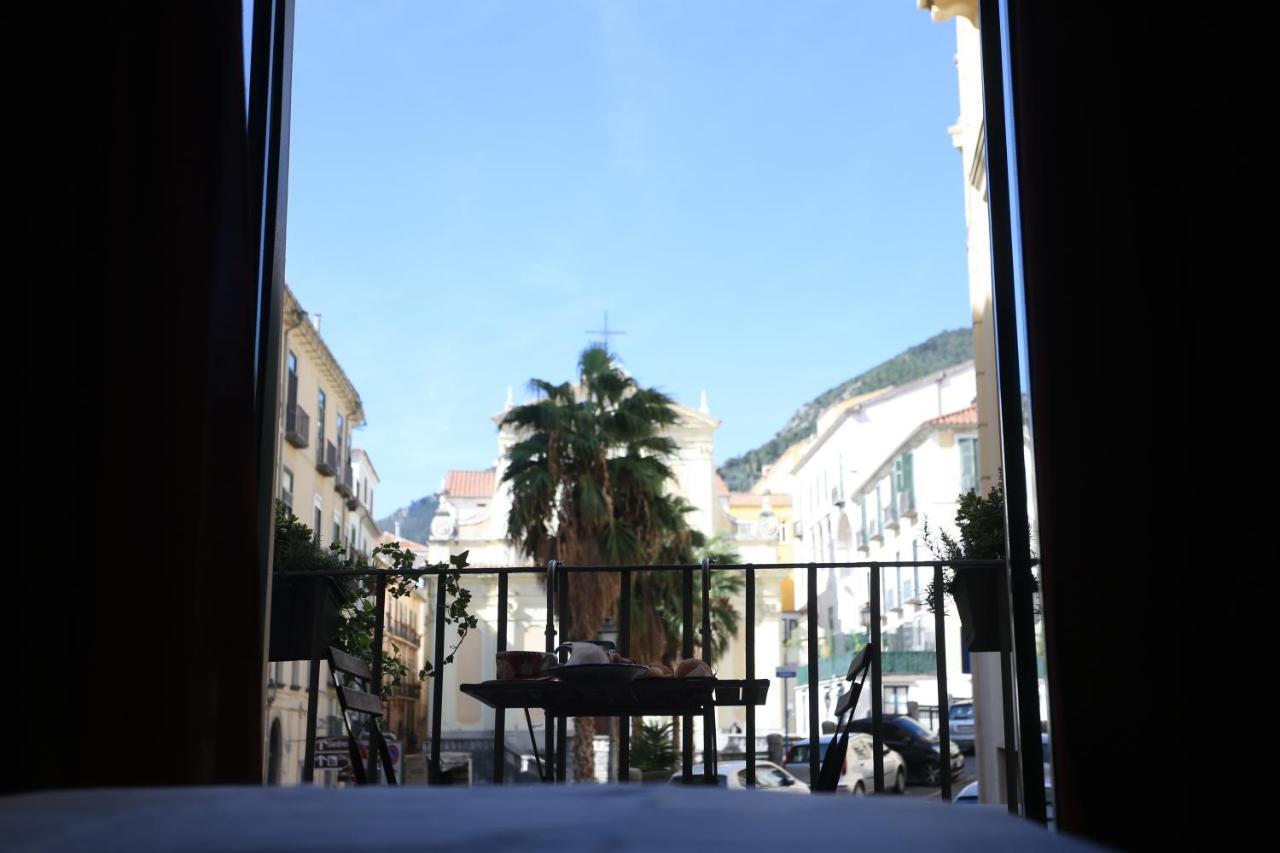 B&B Salerno Al Duomo Exteriör bild