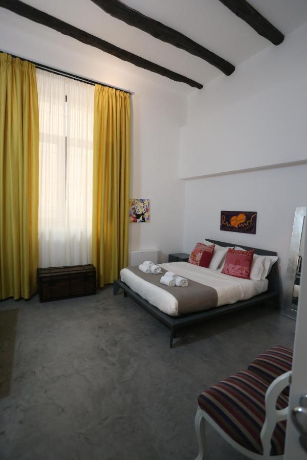B&B Salerno Al Duomo Exteriör bild
